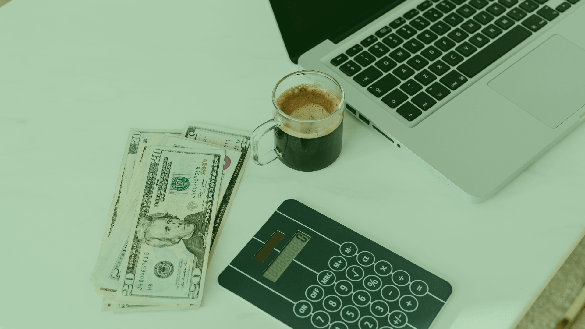 Aandelen tips vergelijken op basis van fundamentele financiële data en screener resultaten