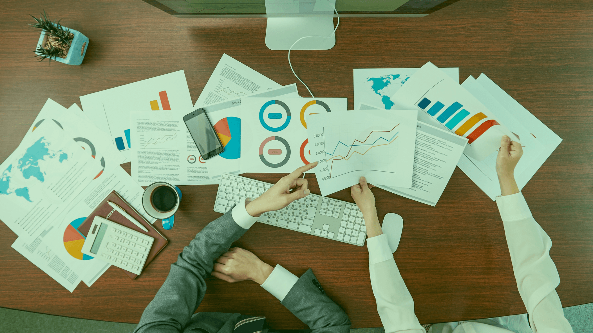 Value investing stock screener filtering out value traps with quality metrics